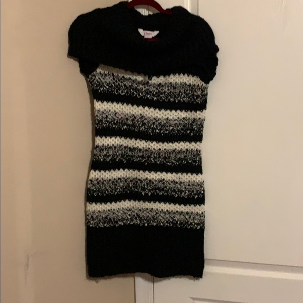 Women’s dress